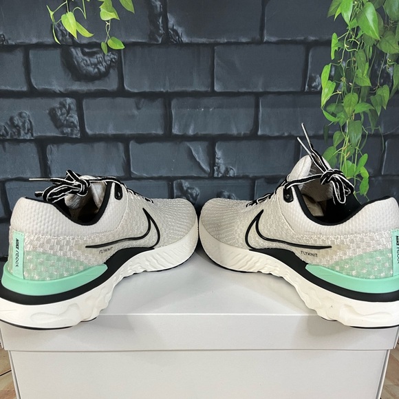 Nike React Infinity Run FK 3 - Picture 6 of 10